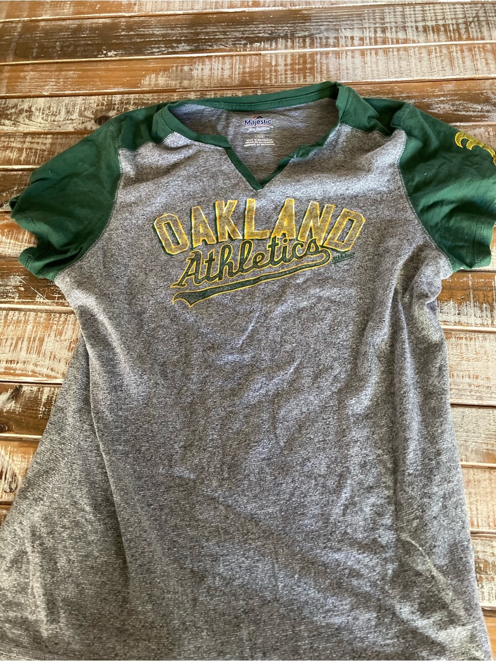 Majestic Oakland Athletics Grey and Green Raglan Tee